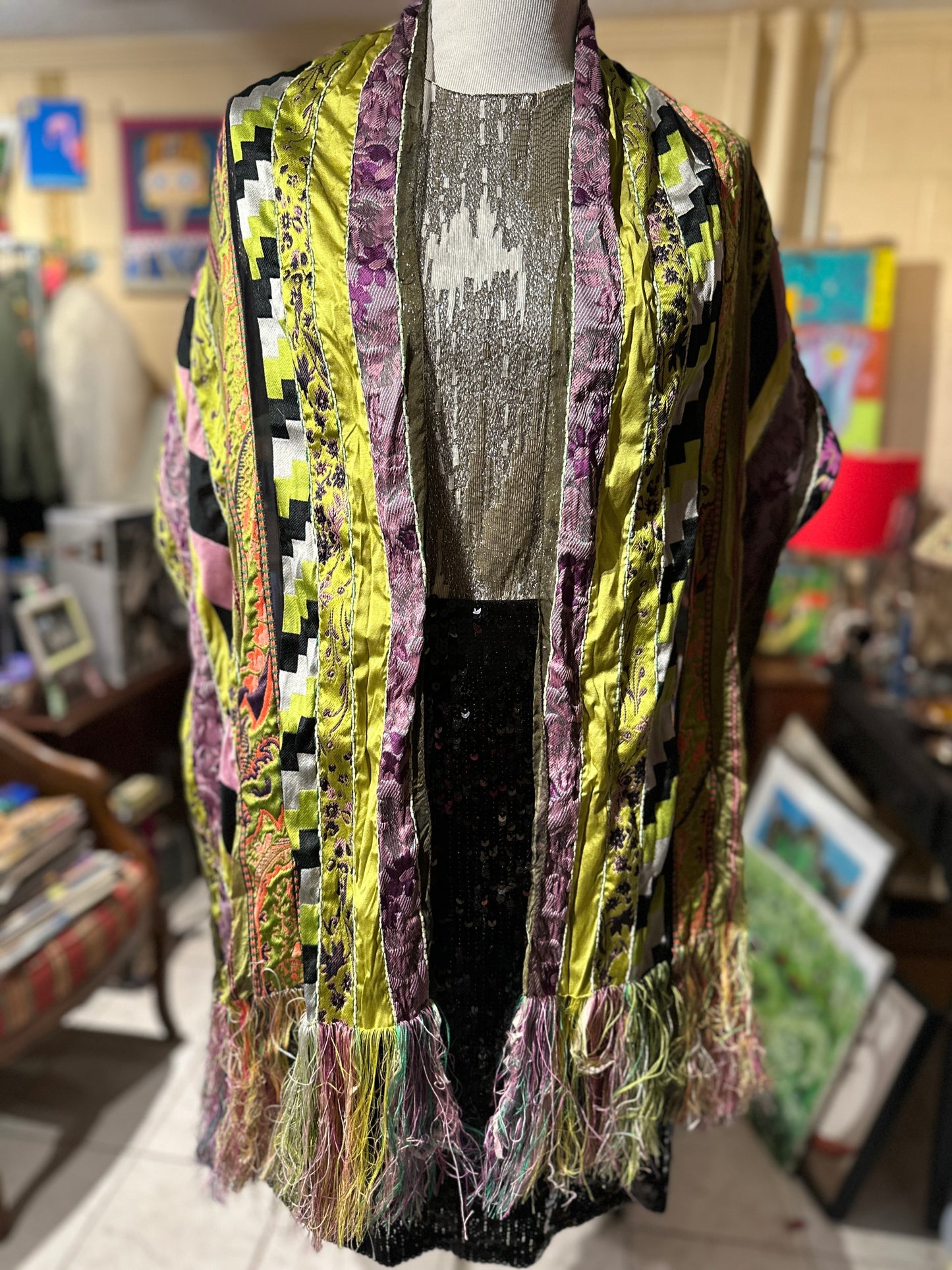 Tripp's Store / ACCESSORIES / Vintage Scarves / Wraps