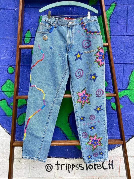 Tripp's Store: Bespoke painted and stitched Levi's 550 jeans // 10 M // Colorful stitched and painted one of a kind Levi's cotton jeans